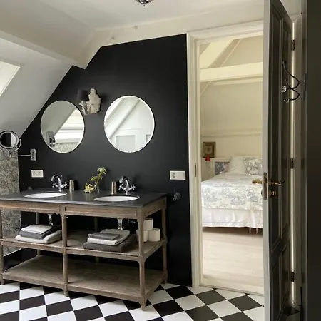 Gustav Bed & Breakfast *